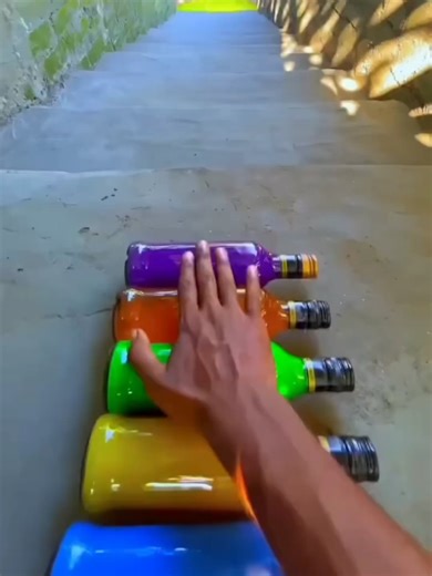 Oddly satisfying bottle smash ASMR Uk ‎USA France Germany ‎United States New York ‎#bottleasmr ‎#satisfyingvideo ‎#glasssmash ‎#Destructionasmr ‎#bottlebreaking