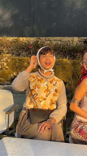 𝑯𝒂𝒗𝒆 𝒚𝒐𝒖𝒓 𝒐𝒖𝒕𝒇𝒊𝒕𝒔 𝒑𝒍𝒂𝒏𝒏𝒆𝒅 𝒇𝒐𝒓 𝑷𝒂𝒔𝒊𝒌𝒍𝒂𝒃𝒂𝒏? 𝑰𝒇 𝒏𝒐𝒕, 𝒉𝒆𝒓𝒆’𝒔 𝒂 𝒍𝒊𝒕𝒕𝒍𝒆 𝒗𝒊𝒃𝒆 𝒄𝒉𝒆𝒄𝒌 𝒕𝒐 𝒔𝒆𝒕 𝒚𝒐𝒖 𝒖𝒑 𝒇𝒐𝒓 𝒐𝒖𝒕𝒇𝒊𝒕𝒔 𝒕𝒉𝒂𝒕 𝒆𝒂𝒕! 🌟🎄 Think 𝒏𝒆𝒄𝒌𝒕𝒊𝒆𝒔, 𝒍𝒂𝒄𝒆, 𝒄𝒓𝒆𝒂𝒕𝒊𝒗𝒆 𝒄𝒐𝒍𝒐𝒓 𝒄𝒐𝒎𝒃𝒐𝒔, 𝒍𝒂𝒚𝒆𝒓𝒔, 𝒂𝒏𝒅 𝒆𝒗𝒆𝒓𝒚𝒕𝒉𝒊𝒏𝒈 𝒆𝒔𝒐𝒕𝒆𝒓𝒊𝒄! 🧣🍂 Live your Cubao Expo dream, except it’s UP Baguio and it’s Pasik Season! 🎀 Show up with the best fits and celebrate the holiday season with the UP Bagui