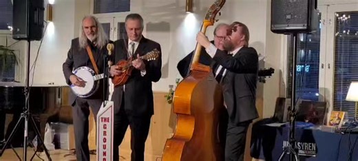 2.3K views · 90 reactions | When My Blue Moon Turns to Gold Again Mama's Kitchen | Jussi Syren & The Groundbreakers | Facebook