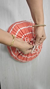 1.7M views · 18K reactions | Sewing tricks and Hacks #facebookpost #silai #sewingproject #sewinghacks #reusoldthirtifea | Creativity With Reena | Facebook