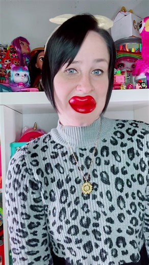 Candy Lips ASMR Fun