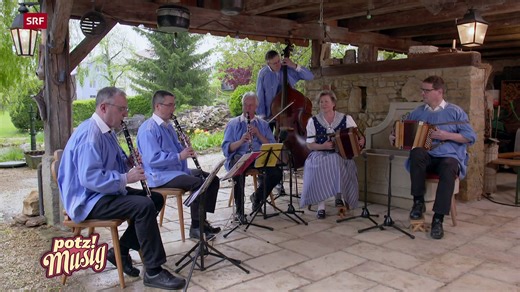 Oberbaselbieter Ländlerkapelle – LED rot (2021)