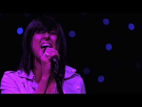 Phantogram - When I'm Small (Live on KEXP)