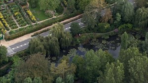 Explore Monet's Garden: A Journey Through Giverny's Beauty