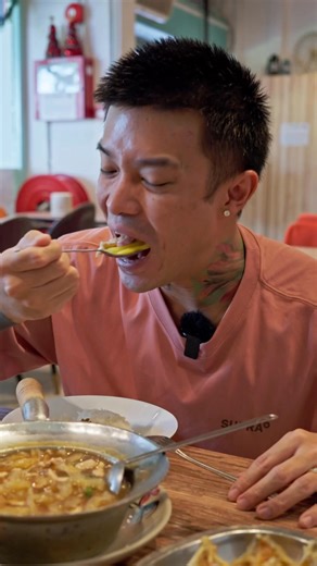 36K views · 252 reactions | The mango fish, you kenna you become Thai straight away. if you ever pass by Serangoon, you must come and try PranakornSG! Remember to flash my video for 20% OFF! Promo: Tuesday - Friday ONLY! Now till February 2025! (Not applicable to ‘Drink18+’ & Set Meals) Booking: 65430883 326 Serangoon Ave 3 #01-380 S550326 pranakorn.sg #teamsimonboy | Simonboy | Facebook