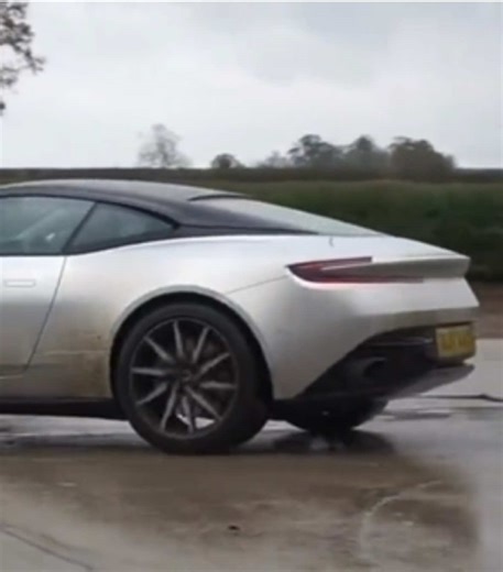 Satisfying Winter Prep ‼️ #alienmagiccarcare #carcareproducts #detailingshop #detailing #astonmartin