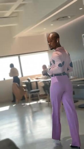 322K views · 6.4K reactions | I'm open for collaboration with local brands who are looking to market they clothing lines or any kind of business®️ #office #officebaddie #transformation #tranny #fypage #gayreels #feminineenergy | Modise Gubevu | Facebook