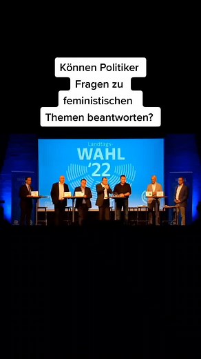 Cd-kaserne Podiumsdiskussion zur Landtagswahl in Nds. 2022 Ungewöhnliche Frage bringt Politiker aus dem Konzept. #ltwnds2022 #gendermedizin #männlichePolitik #feminismus #DIELINKE #Celle #konservativesPflaster #alteweißeHerren