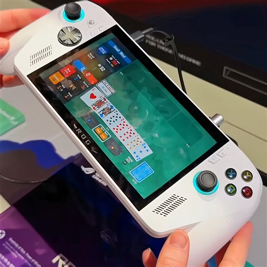 Microsoft's ROG Xbox Ally Handhelds Go Big on Price and Power, Here's How Much They Cost