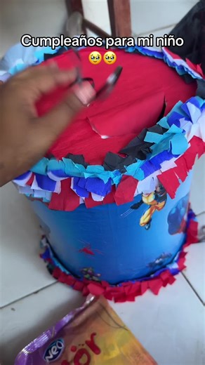 Video de Perlitha_xlx0 (@perlitha_xlx0) relacionado con “Happy Birthday”