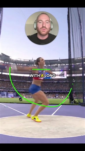 Three things every discus thrower should study here. First: balance out of the back. Her shoulders stay level from the discus to the block arm. That straight line is what keeps her stacked and controlled. She’s not falling into the ring — she’s pushing off the left and storing force for later. Second: separation. She holds the sector with her eyes and chest until the left foot leaves the ground. That patience lets the right hip get way out in front of the discus, creating massive stretch and ela