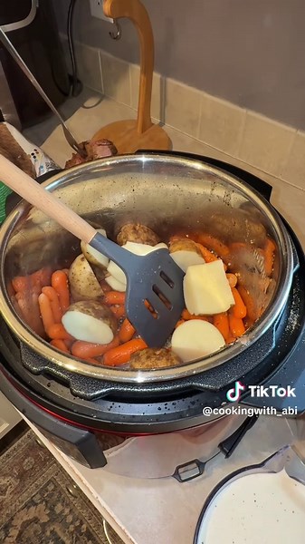 Instant Pot Roast: Delicious and Easy Recipe