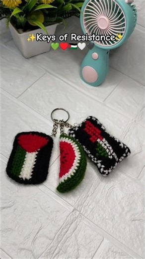 🇵🇸“Keys of Resistance – Handmade Palestine Flag Keychains”