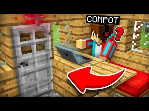 I FOUND AN ABANDONED ROOM IN MY HOUSE WHILE RENOVATING IN MINECRAFT | Compot Minecraft