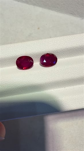 Luxury natural Burma Ruby pair available Dm for price and more information #gemstones #rubystone #rubyjewelry #gem #oval | Moon Star Gems Stones