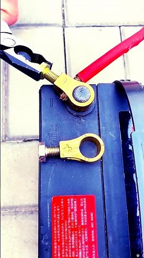 Battery Terminal Connection for Electric Vehicles! #BatteryConnection #ElectricVehicleTips #DIY #fyp