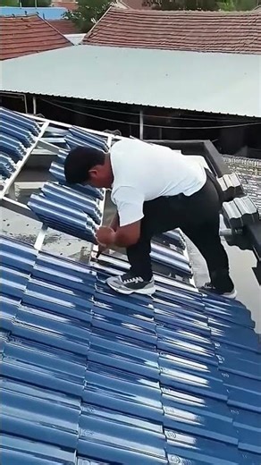 Installing Photovoltaic Panel Brackets