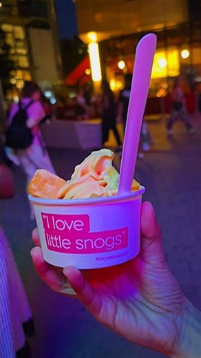 London's Refreshing Frozen Yogurt Snog Frozen Yogurt #LondonFood #FrozenYogurt #LondonEats #icecream