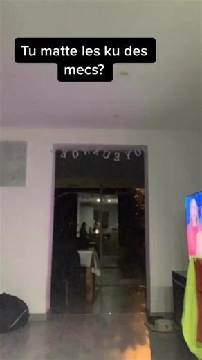 Challenge de suivi facial : qui a un beau petit cul ?