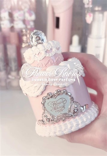 Flower Knows - sweetie bear perfume🍰ྀི⋆˙⟡ I got the perfume from YesStyle. Use reward code: SOFTBUNNY77 to save money💗🫶 @YesStyle @YesStyleInfluencers @フラワノーズ（FlowerKnows） #yesstyle #yesstylereview #creatorsearchinsights #yesstyleinfluencer #flowerknows