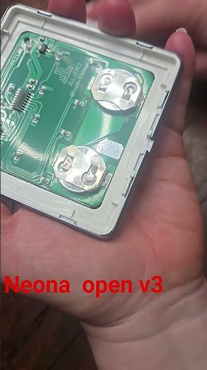 Fernbedienung Neona v3 öffnen und Batteriewechsel