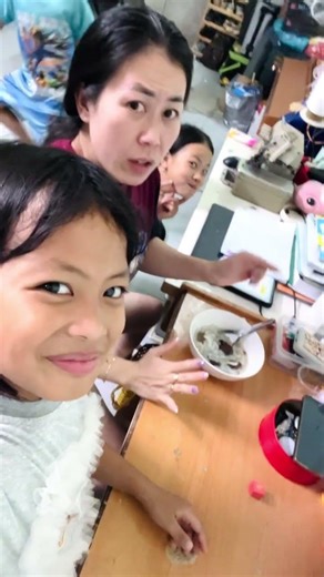 Ăn Cũng Không Yên Nữa/Thaovlog