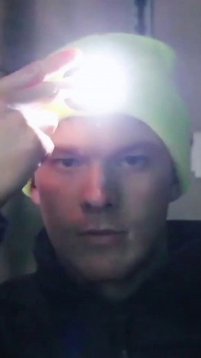 16 reactions |  Világítsd meg utadat a kényelmes beanie sapkánkkal, amelybe LED van beépítve!  Tökéletes esti sétákhoz, kocogáshoz és más tevékenységekhez.  Próbáld ki most és légy biztonságban és meleg ebben a szezonban | Superzebra | Facebook