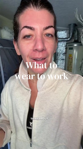 Your weekly work wardrobe planner to make getting ready just a little easier #womensworkwear #businesscasual #workoutfits #midsizefashion