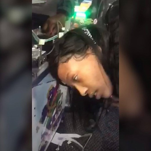 This woman is suing Chuck E. Cheese for $1,000 after getting her hair stuck in the ticket machine for 20 minutes. | In The Know