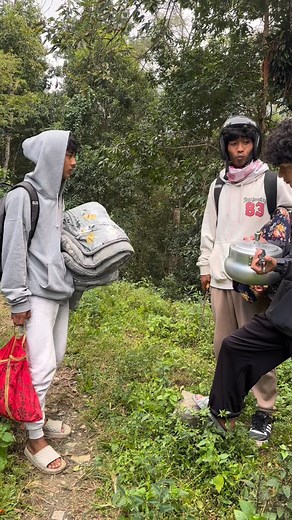 tracking with friends | Rethen Tamang