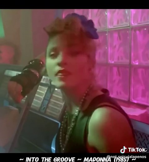 Madonna - Into the Groove (1985 Music Video)