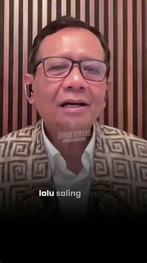 TANGGAPAN MAHFUD MD TERHADAP RICUH DI UGM