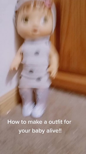 how to make a outfit!!