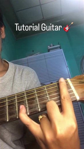 Tutorial de Guitarra: Aprende Canciones Fáciles