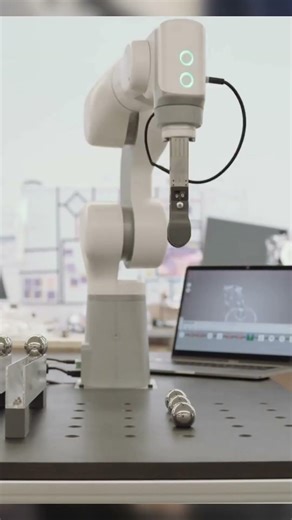 Controlling Robots with VR! 🥽 The Future of Remote Work