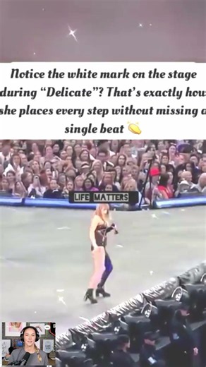 Here how Taylor swift Switch Her Leg To Hit the Marks During Performance #taylorswift #funny