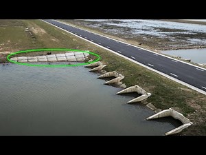 Watch how to sign 'embankment' in American Sign Language.