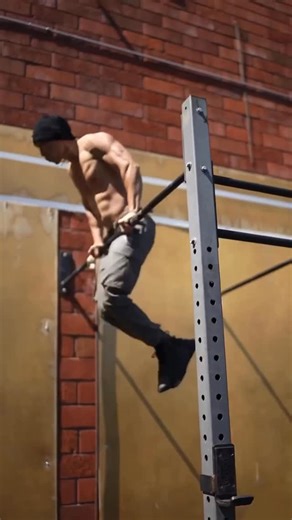 Warren James | Explosive Bar Training 🧨 (Save This) One of my favorite things to train is explosive bar work. This working set helps build Explosiveness,... | Instagram