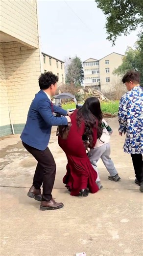 那时很穷，你却毅然的抛弃了我们，跟有??人走了，我带着一岁的儿子挺过来了，现在我们很好，所以请你好自为之！#情感共鸣#只有经历过的人才会懂#Plot#Life#shorts