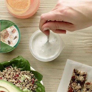 35K views · 64 reactions | Textura pe care o vei recunoaște imediat: iaurtul fin Activia și un mix de alune de pădure, semințe și quinoa care face gustul mai interesant! Tu l-ai încercat? | Activia | Facebook