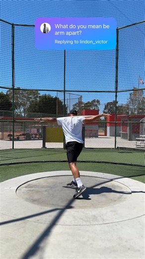 USC Throws on Instagram: "Great question @lindon_victor . What we’re looking for in the discus throw is the largest possible orbit. In the entry phase, it’s not uncommon to see throwers begin with a narrow orbit, sometimes holding the discus very low during the windup. However, as they progress through the throw, the orbit typically becomes wider and wider. To help create the largest radius, it’s often effective to keep the non-throwing arm aligned with the throwing arm, or at least keep the hum