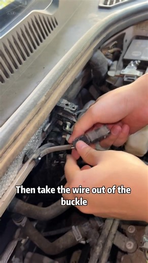 227K views · 3.1K reactions | Severe engine vibration may be related to the oxygen sensor drivingcardrivinglessonscartips 修车师妹 | Tonggeshuoche | Facebook