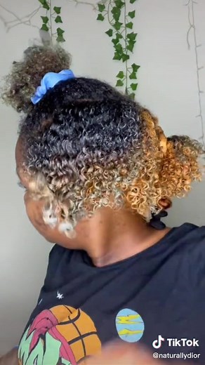Knot On My Watch – Instant Detangling Therapy is literally all you need to detangle your curls and coils! This product helps the comb glide through hard-to-manage hair, leaving it tangle-free and protected from breakage, while restoring a healthy moisture balance. Use as often as needed on wet hair! ✨ @naturallydiorr curls are poppin!!🥰@walmart has all of your fav Aunt Jackie’s products! Next time you are out shopping make sure you grab a bottle or two! ☺️