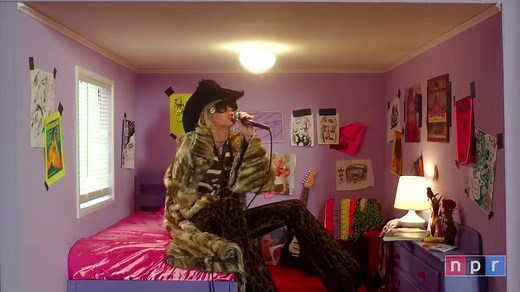 297K views · 19K reactions | Fade Into You x NPR MusicTiny Desk. A strangers heart without a home. 曆曆曆 | Miley Cyrus | Facebook