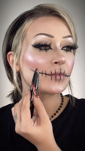 Makeup A Murder, INC ™ on Instagram: "Easy Skull Hack ☠️🔪 Using the sharpest edge of my Cause of Death knife to create this 15min skull makeup look with only liquid eyeshadow! Shade I used is called Deadly Weapon🔪🔪🔪 #halloweenmakeup #makeuphacks #makeuphack #causeofdeathliquideyeshadow #creativemakeup #liquideyeshadow #howtobeauty #makeupvideos #makeup #skullmakeup #easyhalloweenmakeup"