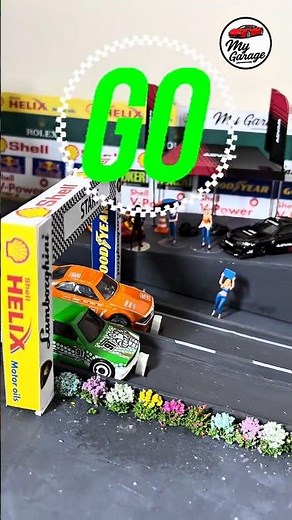 Hot Wheels BMW M3 Wagon vs BMW 635 CSi! Epic 1:64 Diorama City Race 🏎️🔥