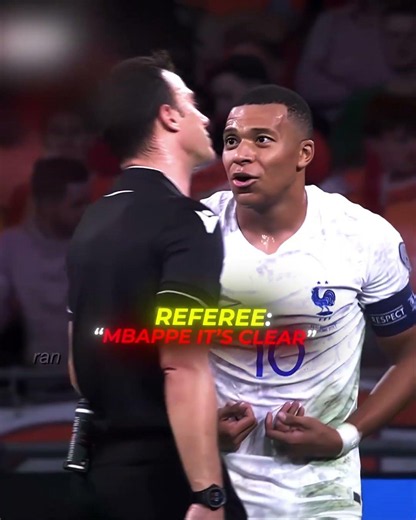Mbappé Mocking Dumfries Dive Will Never Get Old 😂