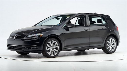 2021 Volkswagen Golf 4-door hatchback