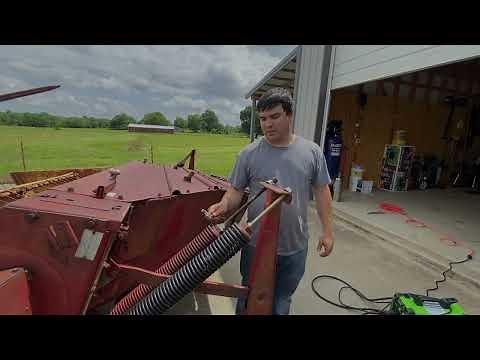 Found An Abandoned NEWHOLLAND 479 HAYBINE Rusting Away And Brought It Home