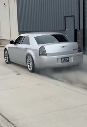 Viper Engine Upgrade in Chrysler 300 - 2009 Project